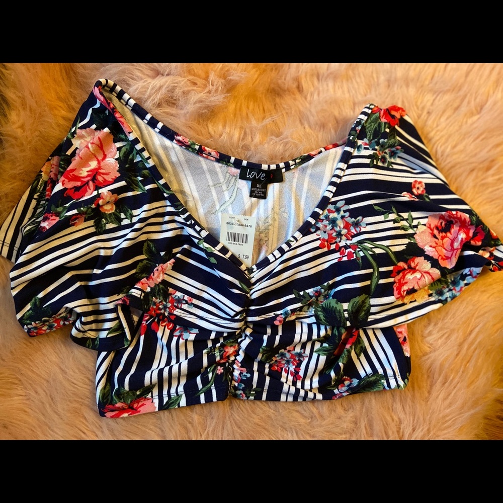 Crop top